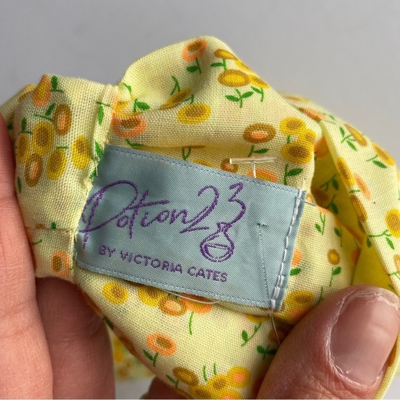 Potion 23 by Victoria Cates Vintage Yellow & Orange Floral Fabric Headband - Picture 6 of 7